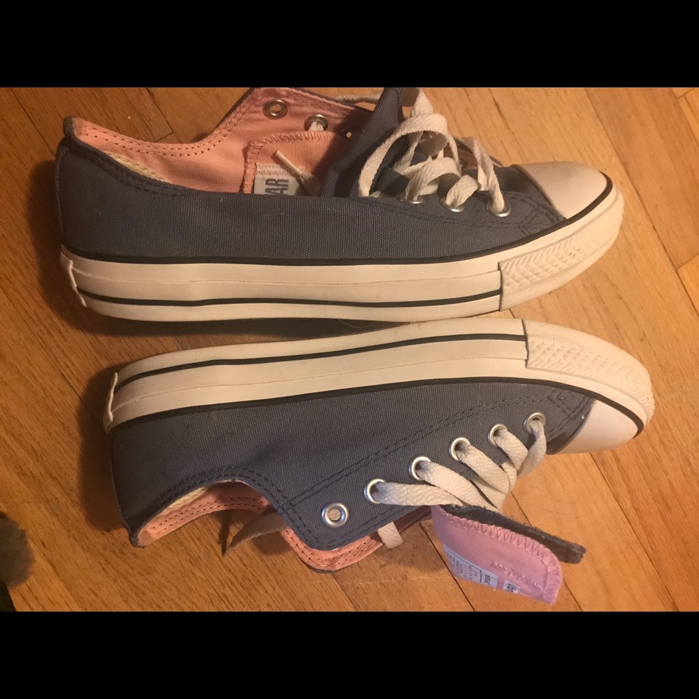 Chucks size 8 womens